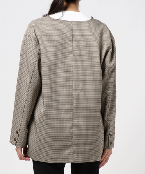 archives（アルシーヴ）の「小チェックノーカラージャケット（ノーカラージャケット・レディース・ベージュ/カーキ/ブラック・MEDIUM）」の6枚目の写真