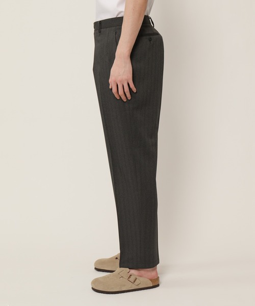 KASHIYAMA（カシヤマ）の「TECH-POLYESTER ストレッチノータックスリムテーパードパンツ（ヘリンボーン）（その他パンツ・メンズ・グレー/ネイビー・マルチサイズ）」の13枚目の写真