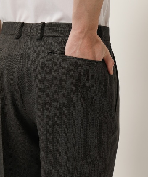 KASHIYAMA（カシヤマ）の「TECH-POLYESTER ストレッチノータックスリムテーパードパンツ（ヘリンボーン）（その他パンツ・メンズ・グレー/ネイビー・マルチサイズ）」の14枚目の写真