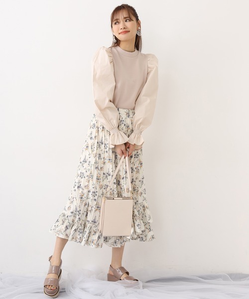 one after another NICE CLAUP（ワンアフターアナザーナイスクラップ）の「袖コンシャス裏毛トップス（Tシャツ/カットソー・レディース・オフホワイト/ブラック/グレー/ベージュ・FREE）」の10枚目の写真