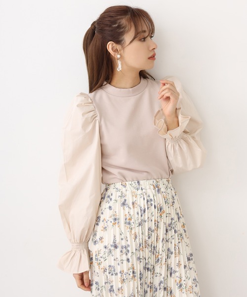 one after another NICE CLAUP（ワンアフターアナザーナイスクラップ）の「袖コンシャス裏毛トップス（Tシャツ/カットソー・レディース・オフホワイト/ブラック/グレー/ベージュ・FREE）」の7枚目の写真