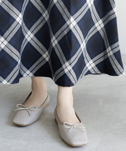 chocolates（チョコラテス）の「晴雨兼用スクエアバレエシューズ【日本製】（バレエシューズ・レディース・ミント/ブラック/ベージュ/ライトピンク/アイボリー/ブラウン/その他/ブラック系その他/ブラック系/レッド・22cm/25cm/22.5cm/24cm/24.5cm/23.5cm/23cm）」の20枚目の写真