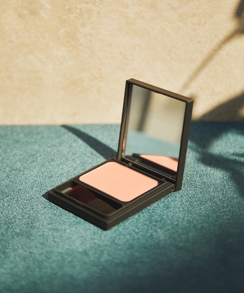 OSAJI（オサジ）の「オサジ ニュアンス ブラッシュ（チーク・レディース・d01 Zanzou〈残像〉/d02 Omoi〈想い〉/d03 Tomoshibi〈灯〉/d04 Shinshou〈新章〉/d05 Kazamuki〈風向き〉・FREE）」の6枚目の写真