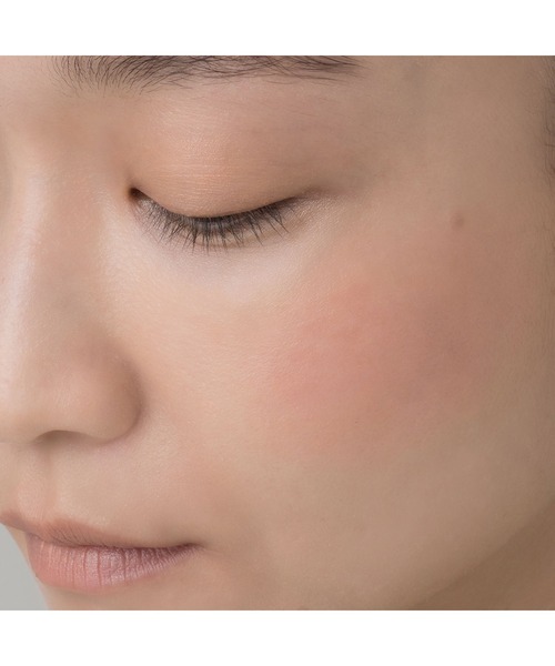 OSAJI（オサジ）の「オサジ ニュアンス ブラッシュ（チーク・レディース・d01 Zanzou〈残像〉/d02 Omoi〈想い〉/d03 Tomoshibi〈灯〉/d04 Shinshou〈新章〉/d05 Kazamuki〈風向き〉・FREE）」の12枚目の写真