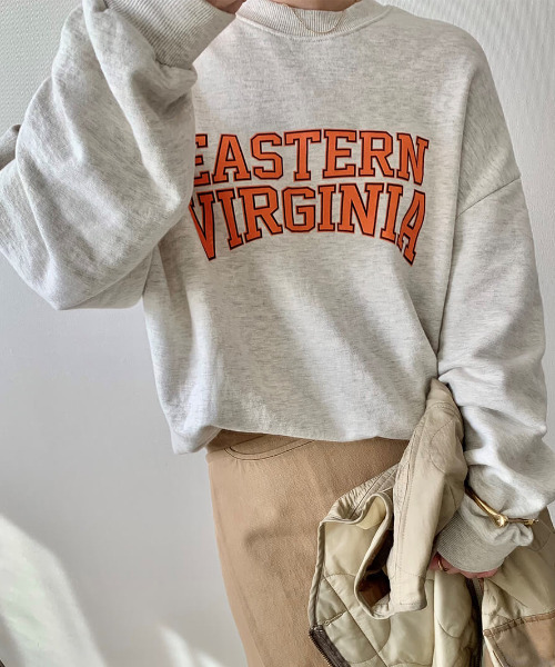 ISOOK（アイスー）の「College logo over sweat / カレッジロゴオーバースウェット（mi select）（スウェット・レディース・チャコールグレー/アイボリー/グレー・FREE）」の21枚目の写真