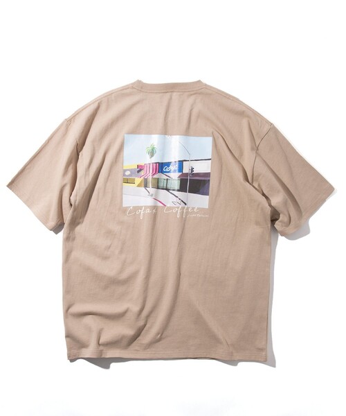 FREAK'S STORE(フリークスストア)の「Cofax Coffee×Nao Tatsumi SHOP TEE/コファックス コーヒー ナオ タツミ ショップ Tシャツ/イラスト/アーティスト(Tシャツ/カットソー・メンズ・ホワイト/ベージュ/ネイビー/グレー・SMALL/MEDIUM/LARGE)」の21枚目の写真