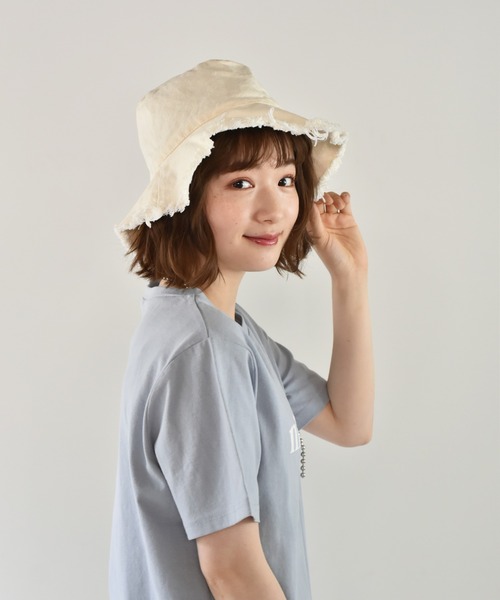 casita(RETRO GIRL)（カシータ）の「フリンジバケットハット（ハット・レディース・オフホワイト/ブラック/グレー/アイボリー・FREE）」の2枚目の写真