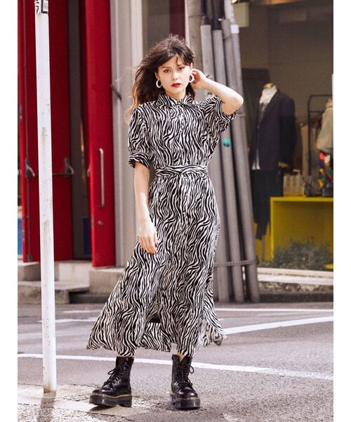 jouetie(ジュエティ)の「ベストレイヤードワンピース(ワンピース・レディース・ブラック/ベージュ/パープル・MEDIUM)」の8枚目の写真