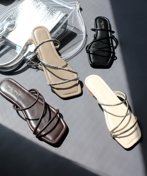 AmiAmi（アミアミ）の「スクエアトゥナローストラップフラットサンダル（サンダル・レディース・ブラック/ブラウン/ライトベージュ/パイソン・LL/S/M/L）」の11枚目の写真