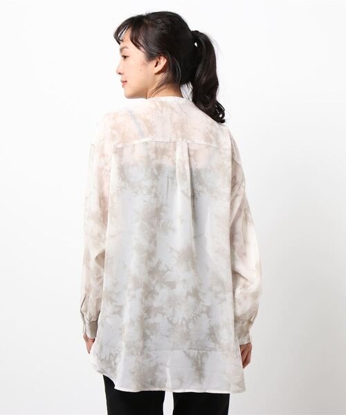 Lugnoncure（ルノンキュール）の「タイダイ柄シアーシャツ（シャツ/ブラウス・レディース・ベージュ/グレー/グリーン・ﾌﾘ-）」の5枚目の写真
