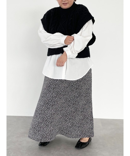 SLURR（スラ―）の「【大きいサイズ】＜セット＞ニットベスト+ブラウスチュニック（ベスト・レディース・ブラック/アイボリー/モカ/ライトベージュ・L）」の20枚目の写真