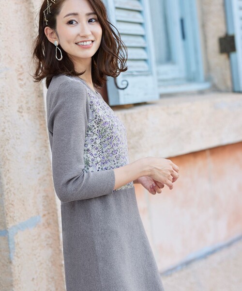 Tiaclasse（ティアクラッセ）の「【洗える】異素材使いの花柄シフォンコンビワンピース（ワンピース・レディース・ブラック/グレー/ミント/モカ・11号/9号/7号）」の8枚目の写真