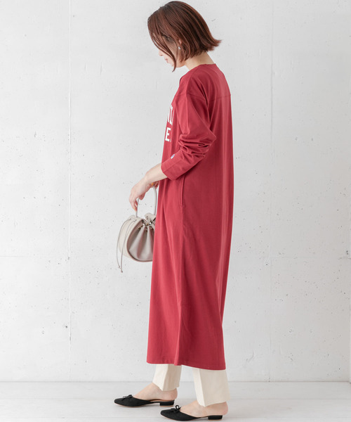 Champion(チャンピオン)の「『別注』Champion×Sonny Label フットボールロゴロングスリーブTシャツワンピース(ワンピース・レディース・ホワイト/ネイビー/バーガンディー・ONE)」の16枚目の写真