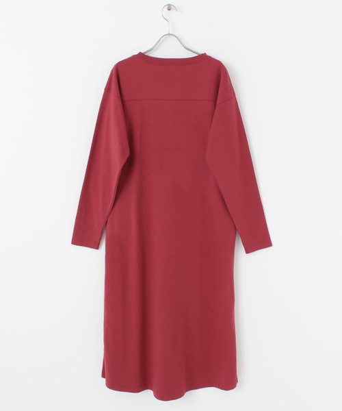 Champion(チャンピオン)の「『別注』Champion×Sonny Label フットボールロゴロングスリーブTシャツワンピース(ワンピース・レディース・ホワイト/ネイビー/バーガンディー・ONE)」の21枚目の写真