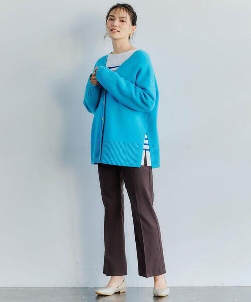 green label relaxing（グリーンレーベルリラクシング）の「SERENITY セレニティ Vネック ニット カーディガン（カーディガン/ボレロ・レディース・ターコイズブルー/ブラック/ピンク/ダークグレー/ベージュ・FREE）」の10枚目の写真