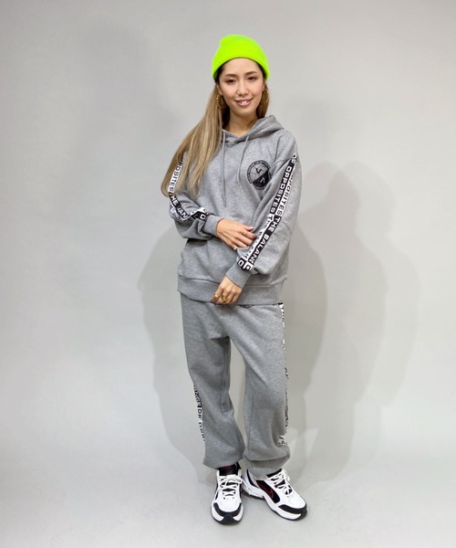 セール】RVCA/ルーカ ルーズシルエット ロゴサイドテープ柄