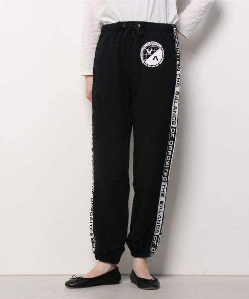 RVCA(ルーカ)の「RVCA/ルーカ ルーズシルエット ロゴサイドテープ柄スウェットパンツ/セットアップ対応 BB044-714(スウェットパンツ・レディース・ホワイト/ブラック/グレー・S/XS)」の14枚目の写真