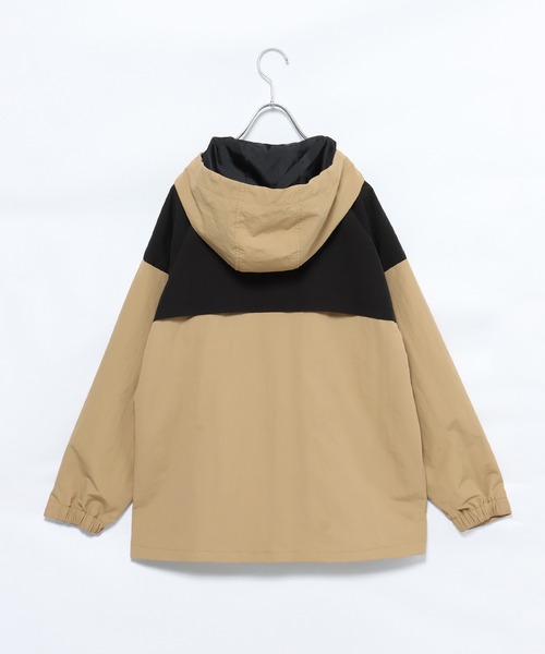 ikka（イッカ）の「撥水パッカブルマンパー（マウンテンパーカー・レディース・ベージュ/オリーブ/その他1・M/L）」の4枚目の写真