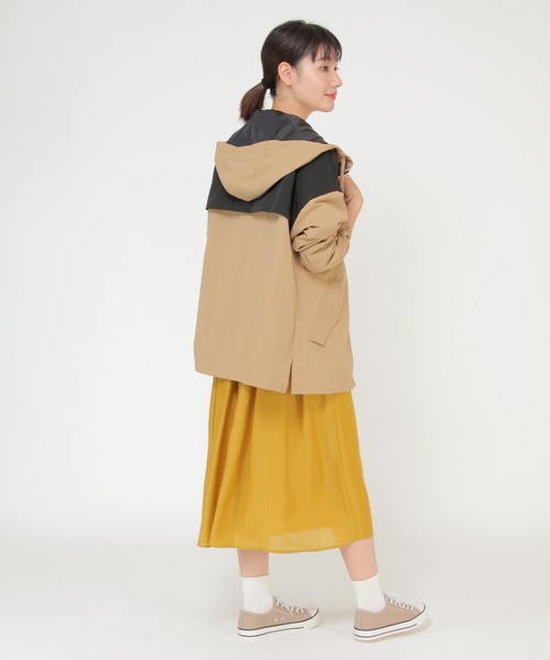 ikka（イッカ）の「撥水パッカブルマンパー（マウンテンパーカー・レディース・ベージュ/オリーブ/その他1・M/L）」の18枚目の写真