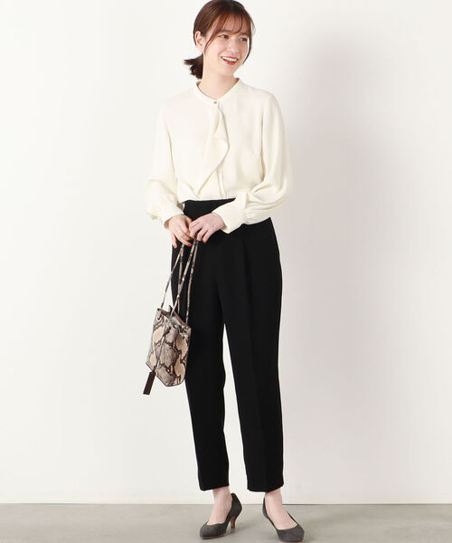 NOLLEY’S(ノーリーズ)の「ジョーゼットフリルブラウス(シャツ/ブラウス・レディース・オフホワイト/イエロー/ホワイト系その他4・36/38)」の4枚目の写真