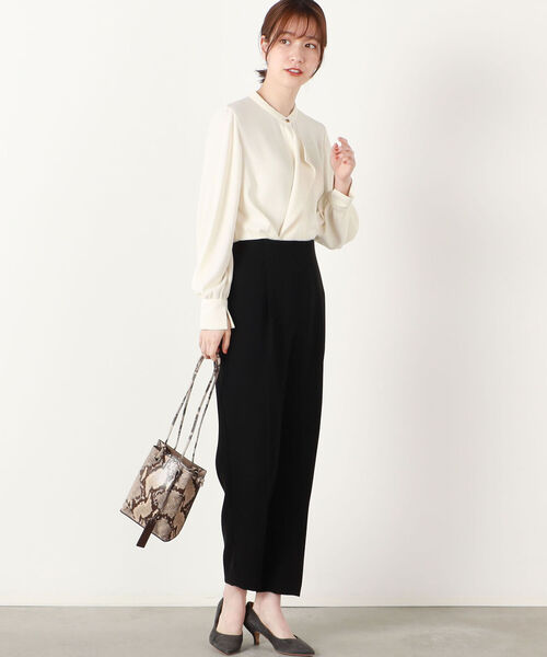 NOLLEY’S(ノーリーズ)の「ジョーゼットフリルブラウス(シャツ/ブラウス・レディース・オフホワイト/イエロー/ホワイト系その他4・36/38)」の5枚目の写真
