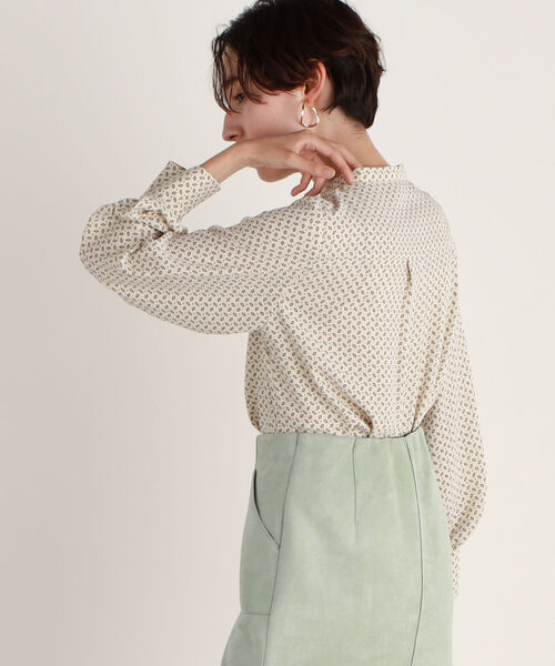 NOLLEY’S(ノーリーズ)の「ジョーゼットフリルブラウス(シャツ/ブラウス・レディース・オフホワイト/イエロー/ホワイト系その他4・36/38)」の12枚目の写真