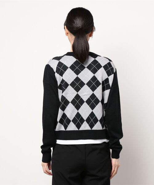 SPINNS（スピンズ）の「アーガイルチェックデザイン ニットカーディガン（カーディガン/ボレロ・レディース・ブラック/ネイビー/サックスブルー・ONESIZE）」の5枚目の写真