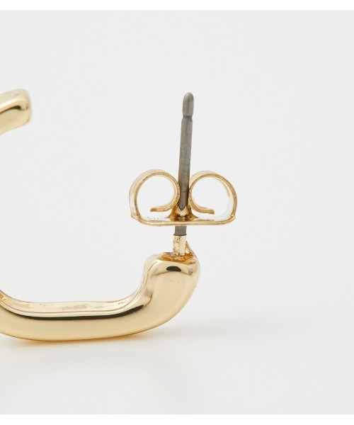 AZUL by moussy(アズールバイマウジー)の「SQUARE MINI EARRINGS/スクエアミニピアス(ピアス(両耳用)・レディース・ゴールド系その他/シルバー・FREE)」の8枚目の写真