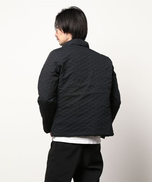 TETE HOMME（テットオム）の「ディポックスタンドカラーダウンブルゾン（ダウンジャケット/コート・メンズ・ブラック・LARGE/X-LARGE/MEDIUM）」の3枚目の写真