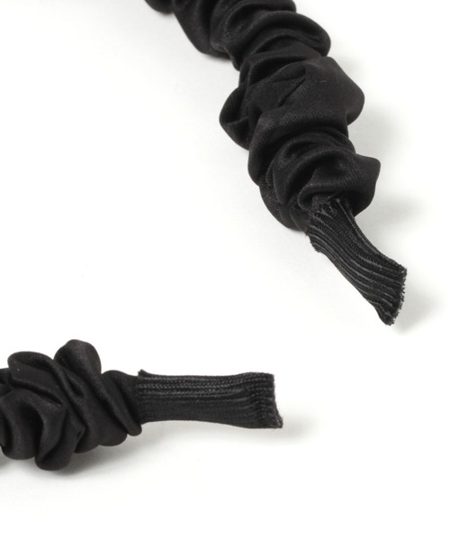 mysty woman（ミスティウーマン）の「クシュクシュサテンカチューシャ 236673（カチューシャ・レディース・ブラック/モカ/ベージュ・FREE）」の11枚目の写真