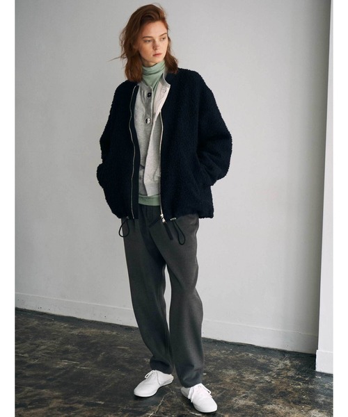 UNFIL（アンフィル）の「【unfil】ウールボア ボンバージャケット WOMEN（ブルゾン・レディース・ベージュ/ダークネイビー・0）」の2枚目の写真