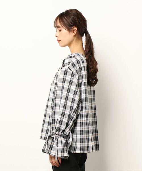 KOBE LETTUCE（コウベレタス）の「バックプリーツキャンディスリーブブラウス（シャツ/ブラウス・レディース・ブラック系その他/ブラック/グリーン/ベージュ/ピンク系その他/ホワイト系その他・FREE）」の7枚目の写真