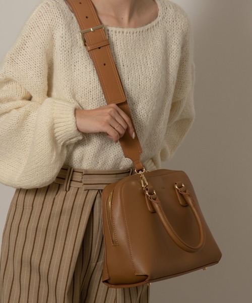 Amiur(エミレ)の「wide belt bag(ショルダーバッグ・レディース・ブラック/キャメル・FREE)」の17枚目の写真