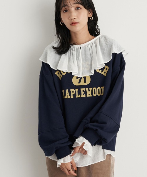 earth music&ecology(アースミュージックアンドエコロジー)の「グラフィックスウェット(袖ぽよ) *(Tシャツ/カットソー・レディース・チャコールグレー/ネイビー/アイボリー/モカ・FREE)」の4枚目の写真