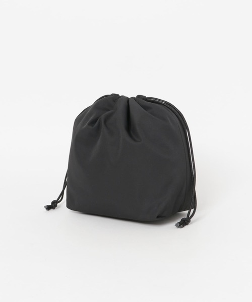 URBAN RESEARCH DOORS(アーバンリサーチドアーズ)の「クッション巾着バッグ(ショルダーバッグ・レディース・ブラック/ブラウン系その他/ベージュ系その他・ONE)」の10枚目の写真