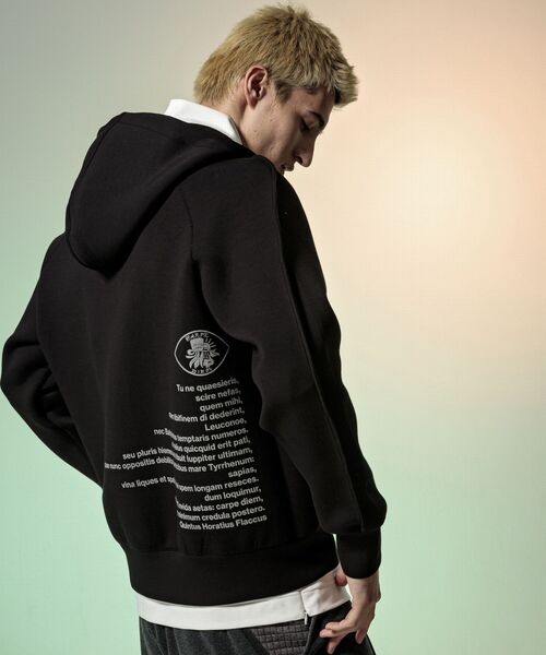 C DIEM(カルペディエム)の「C DIEM(カルペディエム) PRINTED ZIP HOODIE パーカー(MSC-21011)(パーカー・メンズ・ブラック/グレー・MEDIUM/LARGE/SMALL)」の6枚目の写真