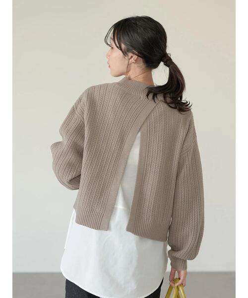 earth music&ecology（アースミュージックアンドエコロジー）の「SET２点バックスリットニット+シャツ風インナー＊（ニット/セーター・レディース・ブラック/アイボリー/モカ・FREE）」の6枚目の写真