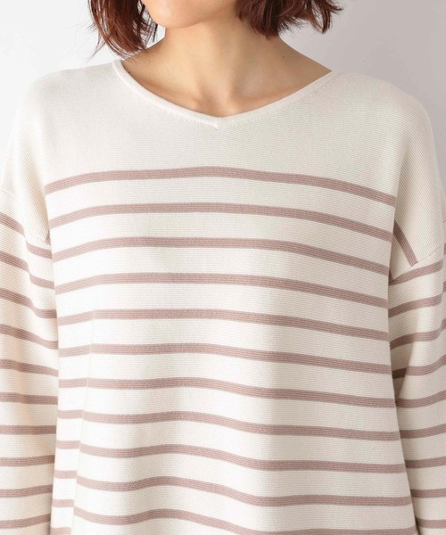 GLOBAL WORK(グローバルワーク)の「トリプルイージーVネックプルオーバー/258880(ニット/セーター・レディース・ライトグレー/ネイビー/ブラウン/オフホワイト/ライトグリーン/キャメル/ブルー系その他6/パープル系その他4・SMALL/MEDIUM/LARGE)」の20枚目の写真