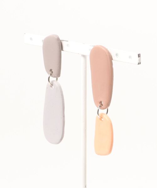 TONE SELECT GOODS（トーンセレクトグッズ）の「【caramel late】ポリマークレイピアス（ピアス（両耳用）・レディース・ホワイト/ブラック/パープル/グレー/カーキ/ピンク/オレンジ/グリーン/その他/レインボー/ブラウン・FREE）」の9枚目の写真