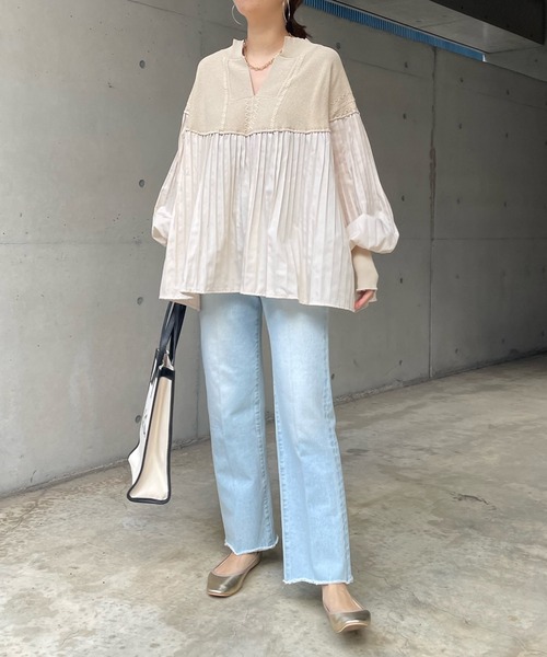 DouDou（ドゥドゥ）の「SSケーブルニット×プリーツ切替プルオーバー（ニット/セーター・レディース・ブラック/ベージュ/オフホワイト/ベージュ系その他・FREE）」の16枚目の写真