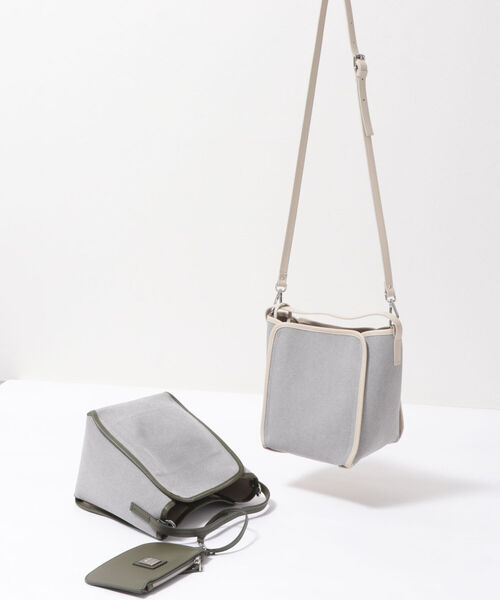 PAOLA NUTTI  （パオラヌッティ）の「【PAOLA NUTTI/パオラヌッティ】キャンバススクエアトートバッグ（トートバッグ・レディース・ベージュ系その他3/グリーン系その他3・FREE）」の8枚目の写真