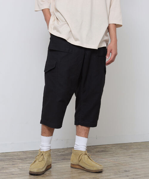 BEAMS（ビームス）の「BEAMS / M-65 マルチポケット パンツ（カーゴパンツ・メンズ・ブラック/オリーブ・LARGE/SMALL/MEDIUM/X-LARGE）」の2枚目の写真