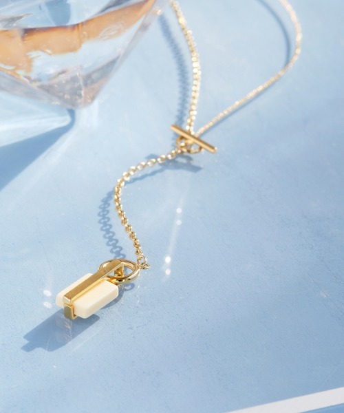 Phoebe(フィービィー)の「2wayリミテッドラクトネックレス(ネックレス・レディース・アイボリー/ブラウン・FREE)」の7枚目の写真