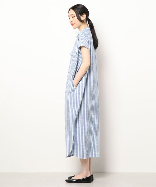 Grand PARK（グランドパーク）の「ロング丈　ストライプシャツワンピース（シャツワンピース・レディース・ベージュ/ブルー・FREE）」の3枚目の写真