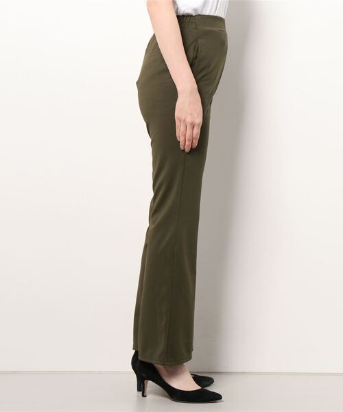 Coo+i（クーイ）の「フレアパンツ（スウェットパンツ・レディース・グレイッシュベージュ/ブラック/ベージュ/ネイビー/カーキ/キャメル・L/M）」の7枚目の写真