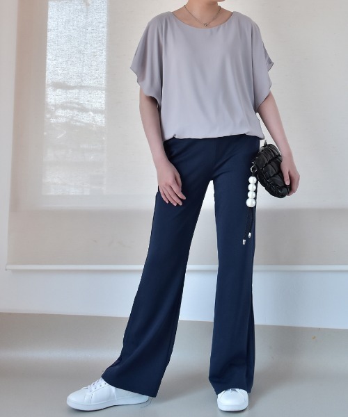 Coo+i（クーイ）の「フレアパンツ（スウェットパンツ・レディース・グレイッシュベージュ/ブラック/ベージュ/ネイビー/カーキ/キャメル・L/M）」の21枚目の写真