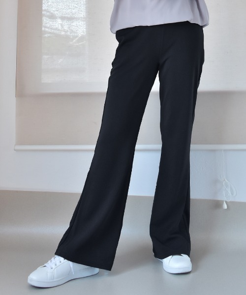 Coo+i（クーイ）の「フレアパンツ（スウェットパンツ・レディース・グレイッシュベージュ/ブラック/ベージュ/ネイビー/カーキ/キャメル・L/M）」の14枚目の写真