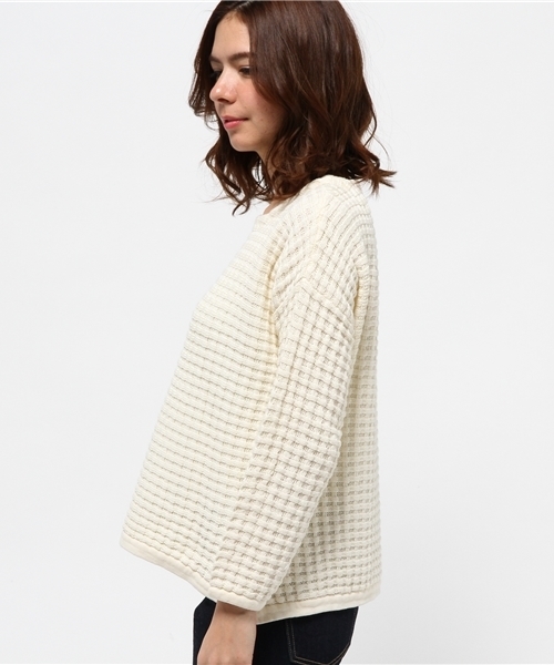 Kastane（カスタネ）の「【Kastane】タック柄ワイドプルオーバー（ニット/セーター・レディース・ブルー/グリーン/オフホワイト/ネイビー・FREE）」の8枚目の写真