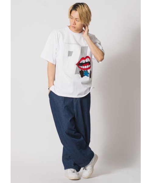 RE730(アールイーセブンサーティー)の「RE730 かわいいなみおくんが座っている半袖ビッグシルエットTシャツ(Tシャツ/カットソー・メンズ・ブラック/オフホワイト・MEDIUM/LARGE/X-LARGE)」の12枚目の写真
