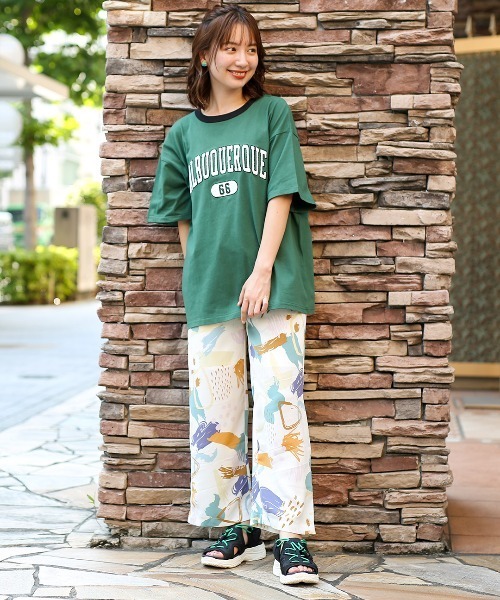 チチカカ（チチカカ）の「【ユニセックス】 アルバカーキ カレッジTシャツ【WEB限定】（Tシャツ/カットソー・メンズ・ブラック/ホワイト/グリーン・FREE）」の12枚目の写真